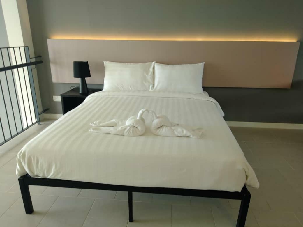 Tamarind Suites By Subhome Cyberjaya Exterior foto